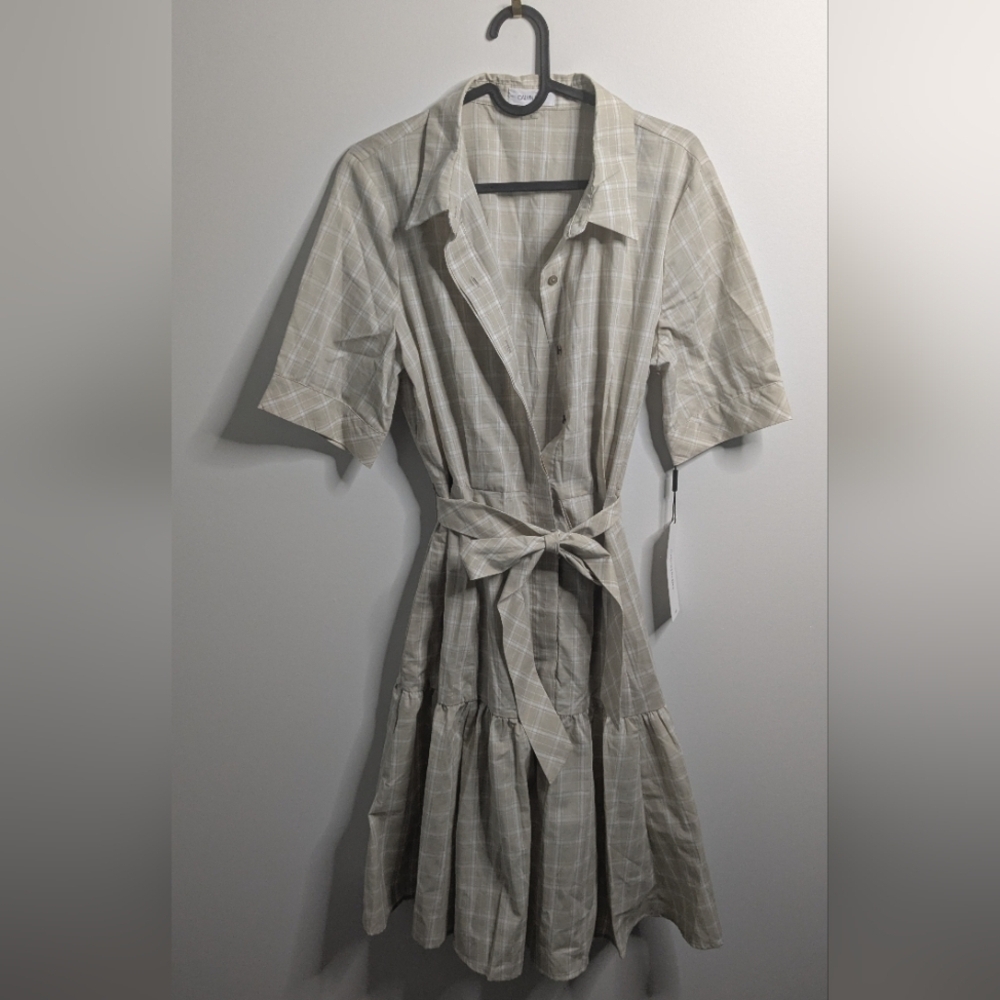 Calvin Klein size 10 Short Sleeve Cotton Blend Dress - Beige/White